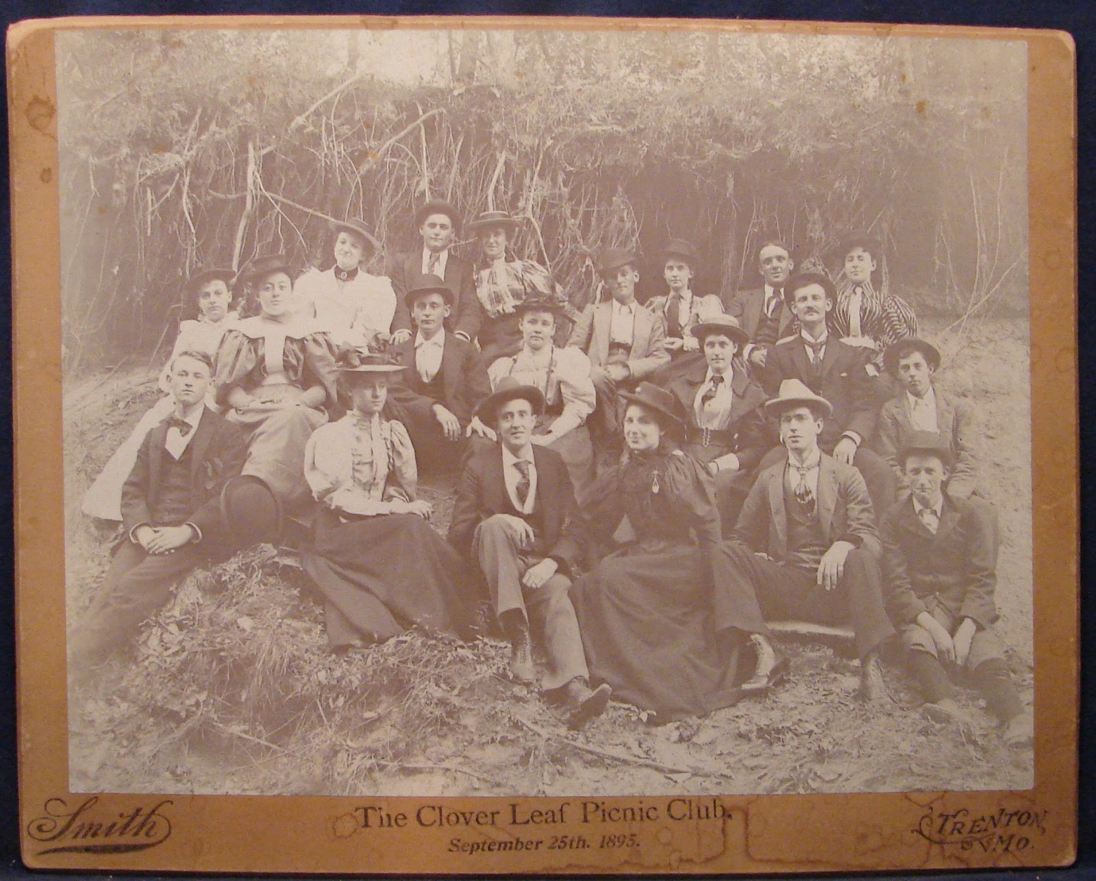 Postcards & Photos The Clover Leaf Picnic Club, 1895, Trenton, Missouri