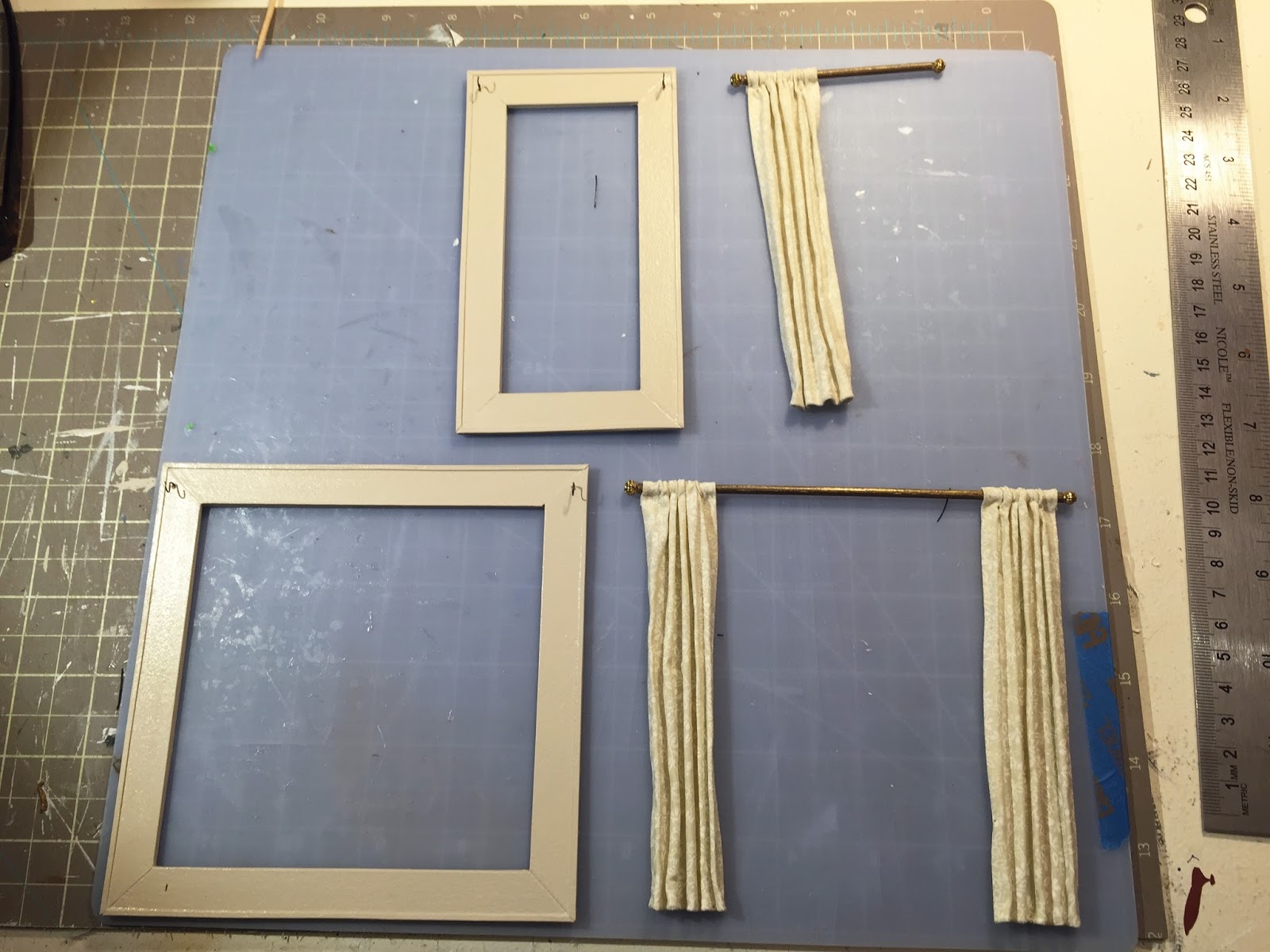 Dollhouse curtain on a curtain rod Nature's Soul Miniatures