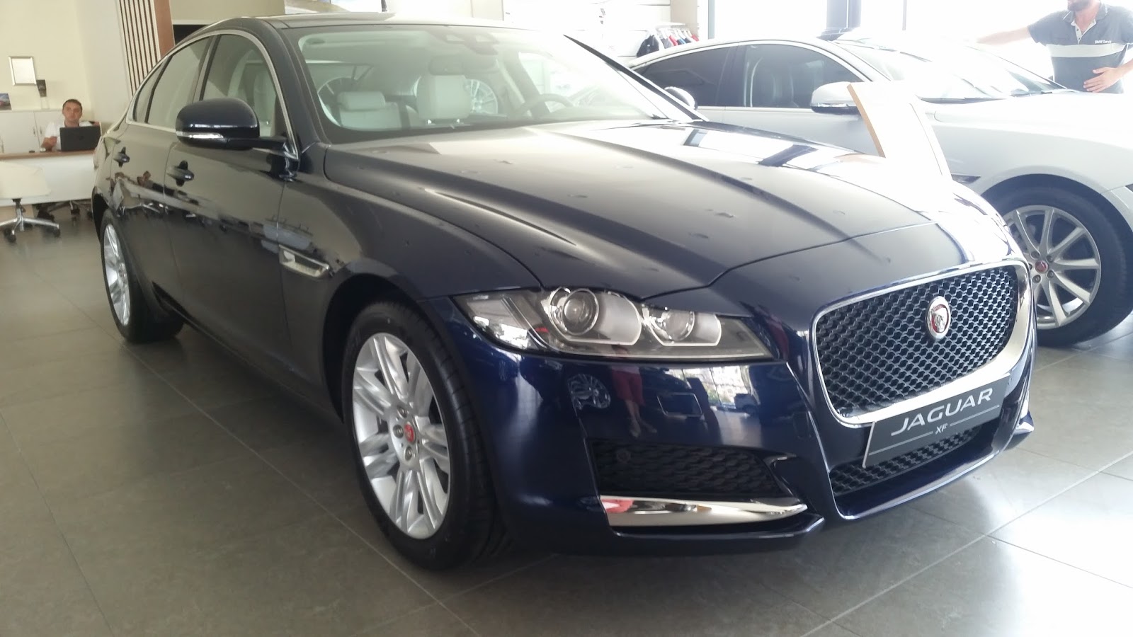 Turgut Alkim Tutumlu Car Designer Reviewer And Car Diecast Collector Jaguar Design