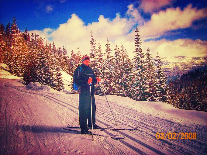 ExtraHyperActive Cross Country Skiing At The Summit At Snoqualmie