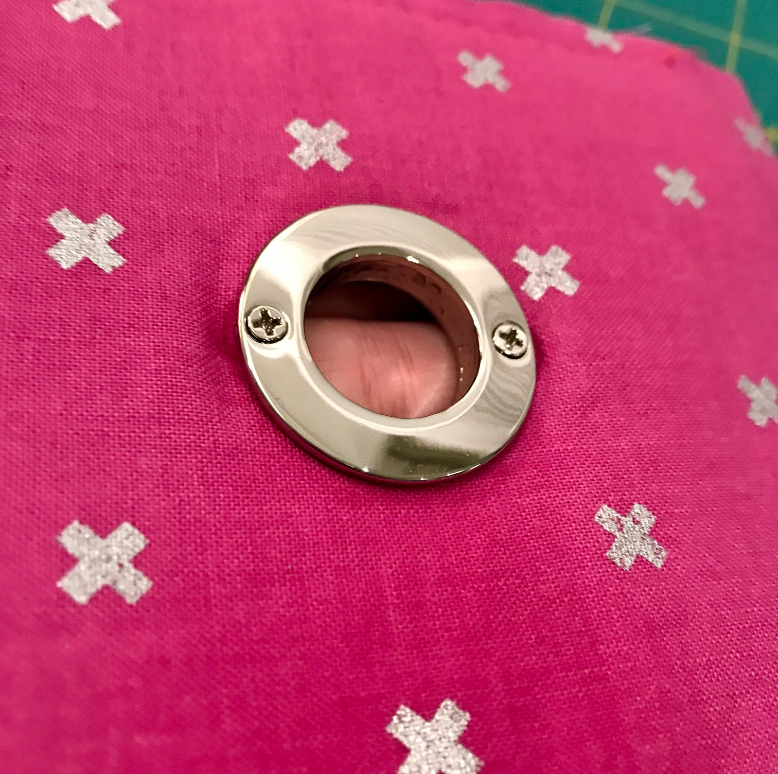 Emmaline Bags Sewing Patterns and Purse Supplies How to Insert Screw