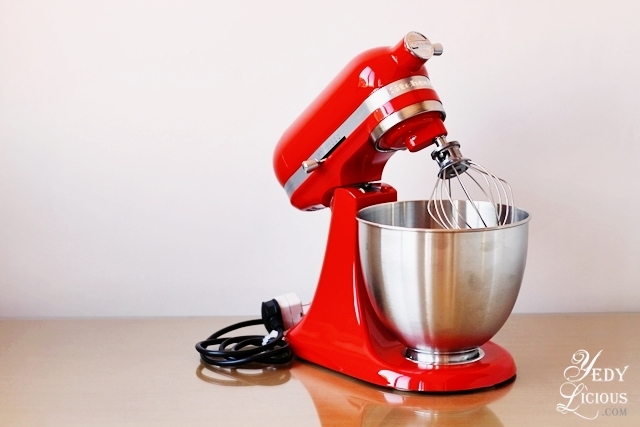 KitchenAid Artisan Mini Stand Mixer blogger video 