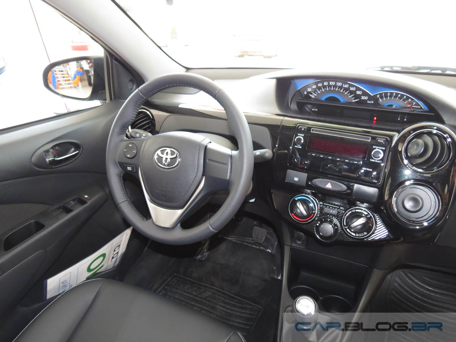 Toyota Etios XLS 2015 - interior - painel