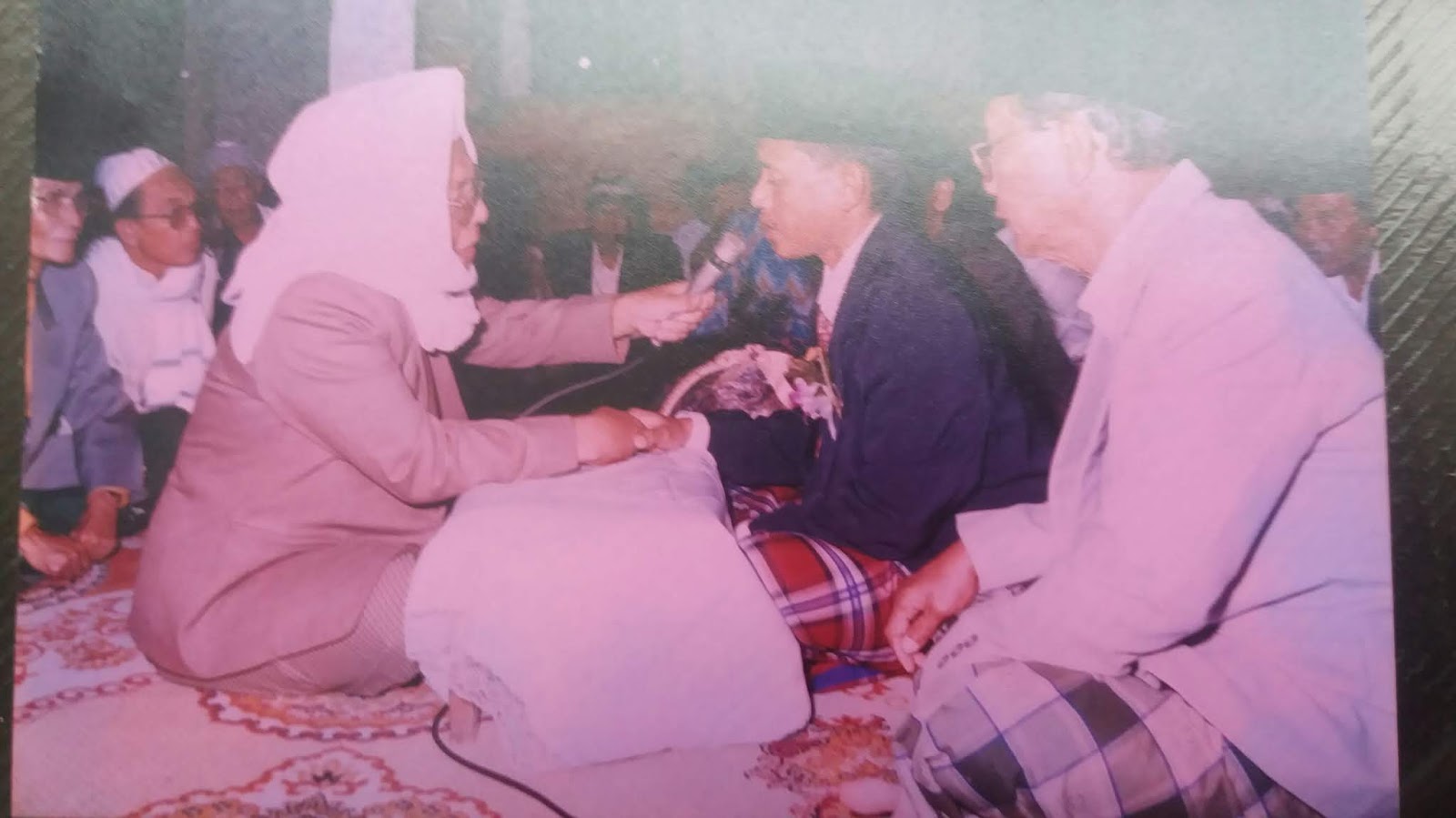 Mitsaqon Gholidzo, 19 Tahun Bersamamu