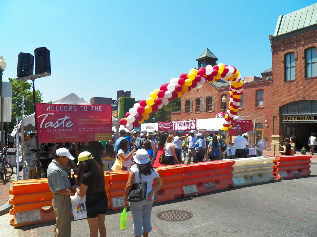 Photo Recap 20th Annual Taste of DC Outlook