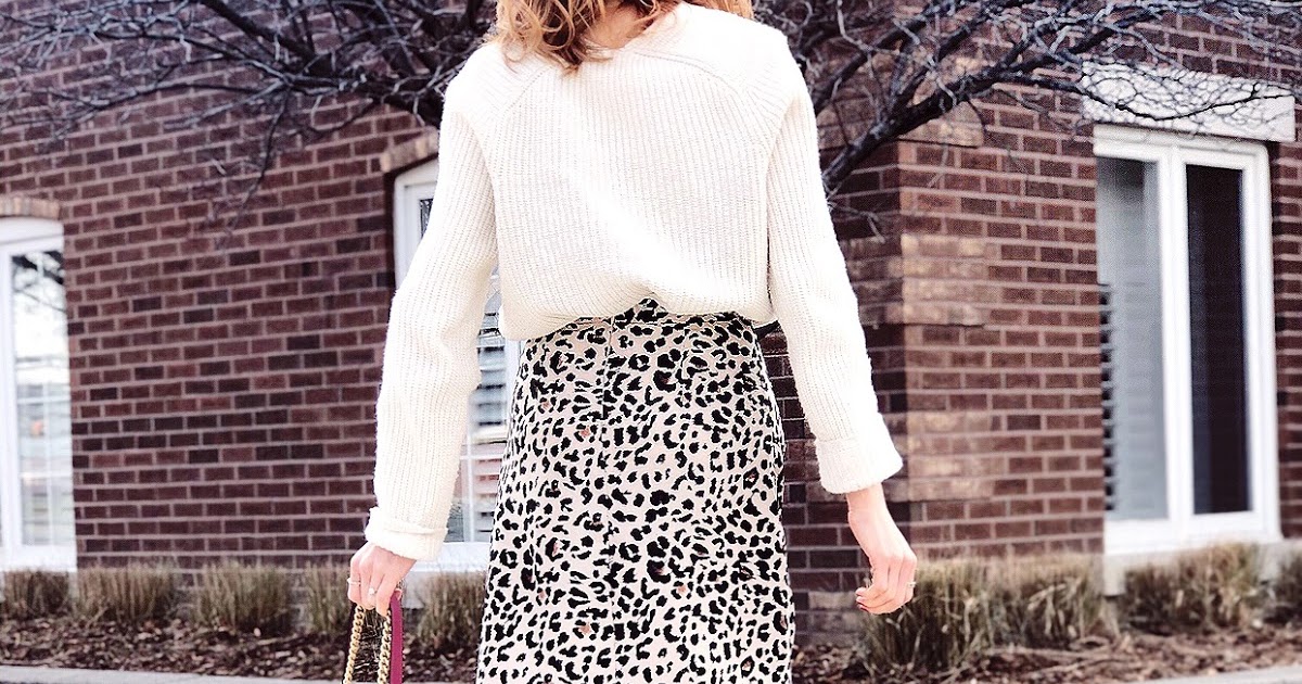 Toronto Lifestyle Blogger | Pastels and Pastries: Leopard Midi Skirt