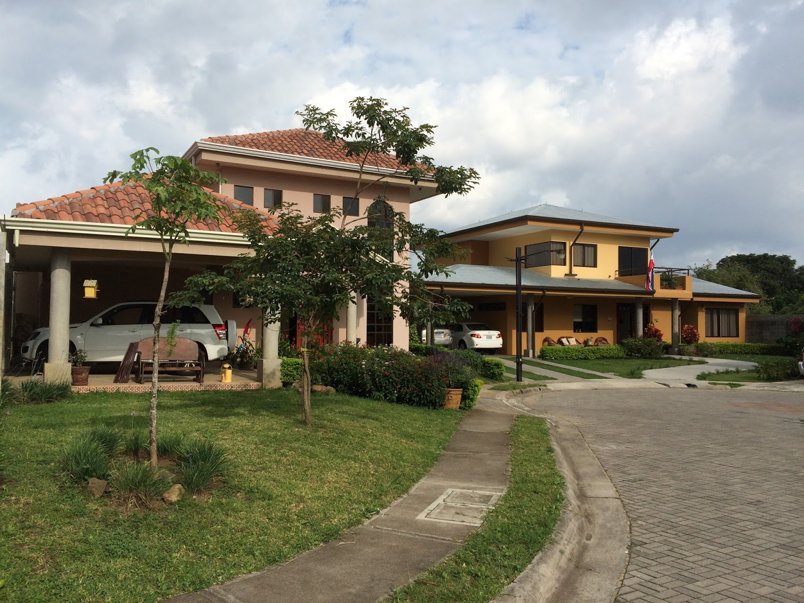 Real Estate Condos in San Pablo de Heredia, Costa Rica