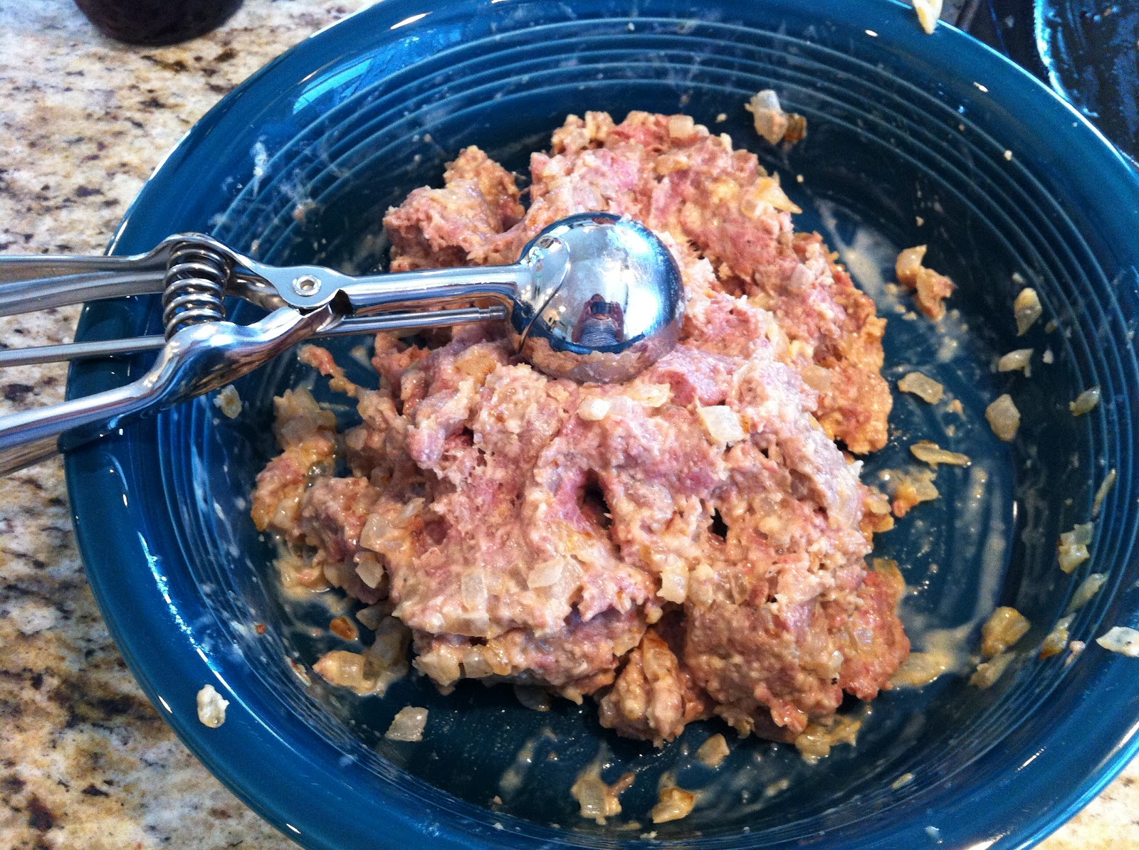 my second love...: Meatballs with Gravy on Rice