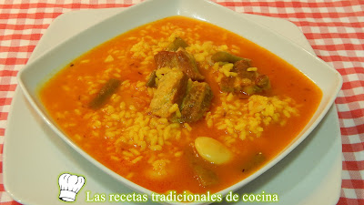 Receta fácil de arroz caldoso con costillas