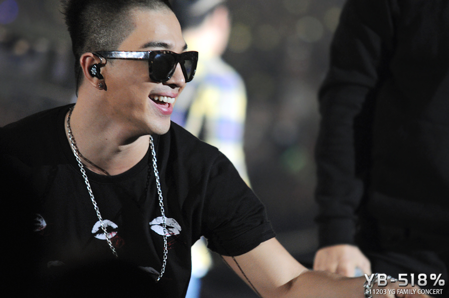 http://2.bp.blogspot.com/-pm9GKTNwcYA/TtziMSk0IXI/AAAAAAAANa0/GZmJY4JCFhE/s1600/Taeyang+-+yb518+2.jpg