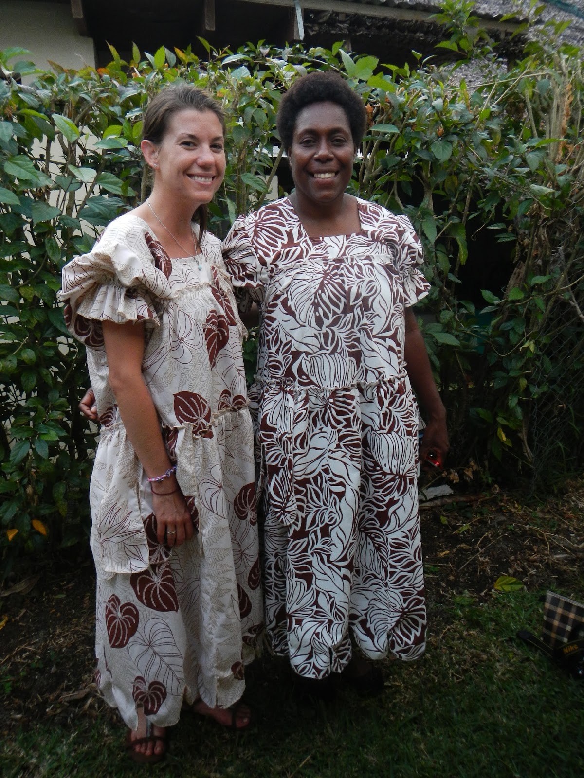 Kate i stap lo Vanuatu: My First Island Dress!