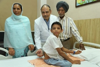 Miliki Ekor di Pinggang, Bocah Ini Dipercaya Titisan Hanuman dan Disembah