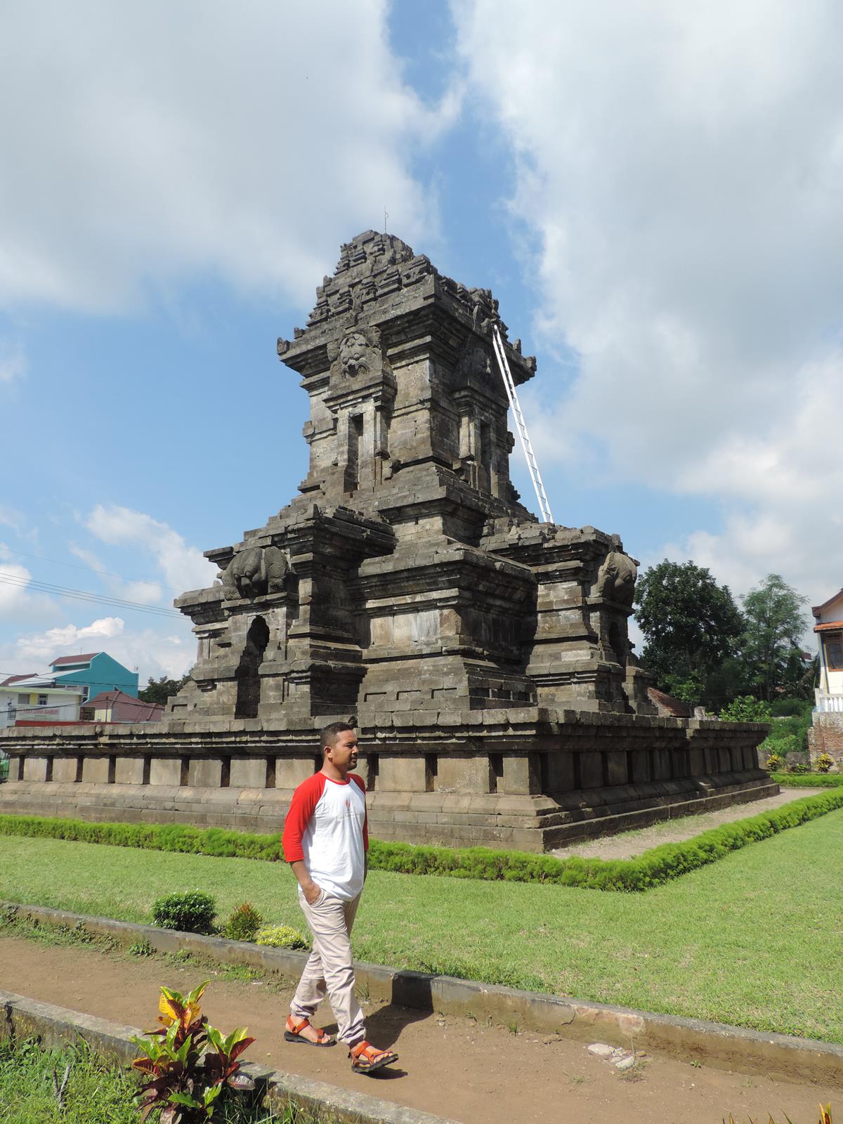 LEGENDA CANDI SINGOSARI - alaMasEdy