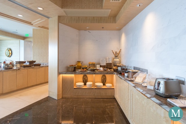 Breakfast at the Horizon Club Lounge of Shangri-La at the Fort, Manila