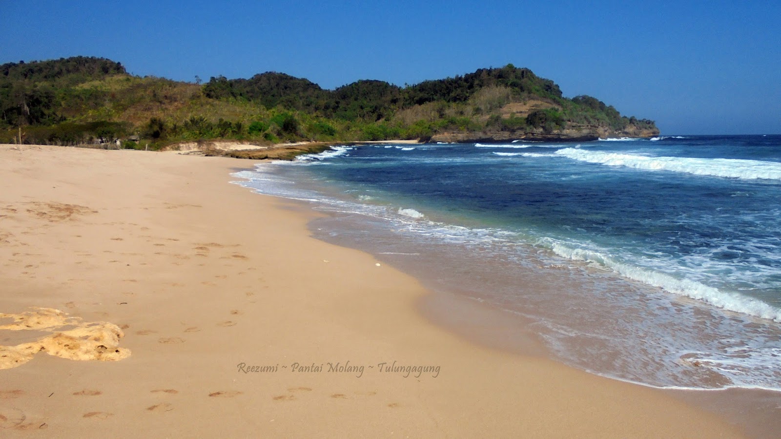 Pantai Molang Asyik Buat Nyepi Sambil Main Pasir – Tulungagung