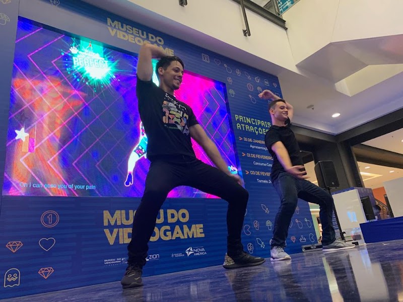 Shopping Metrô Itaquera recebe bicampeão mundial de Just Dance Shopping Metrô Itaquera recebe bicampeão mundial de Just Dance