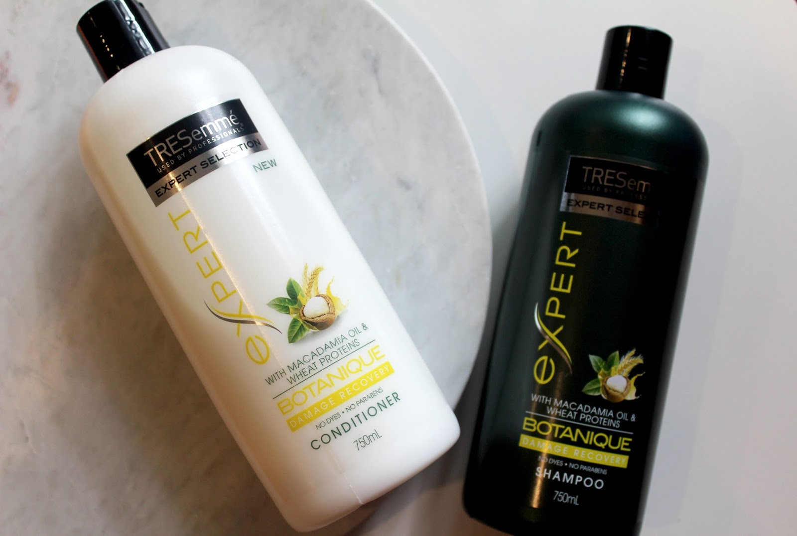 * Conditioner Botanique Recovery and Tresemme Shampoo Damage Review: