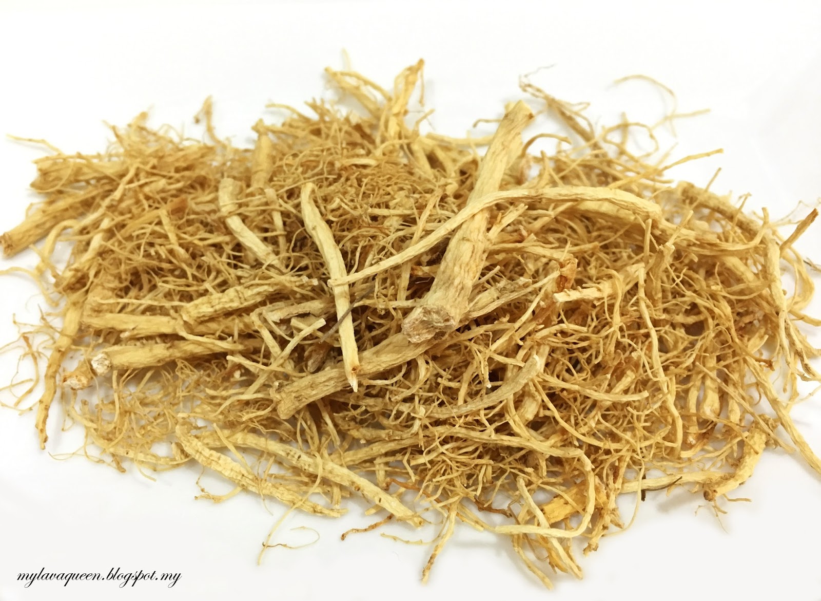 AMERICAN GINSENG ROOT FIBER SOUP WITH CHICKEN AND RED DATES Lava Queen