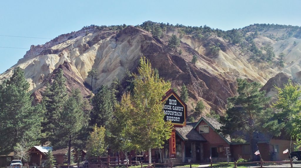 Wandering His Wonders Down the Road to Joseph, Utah