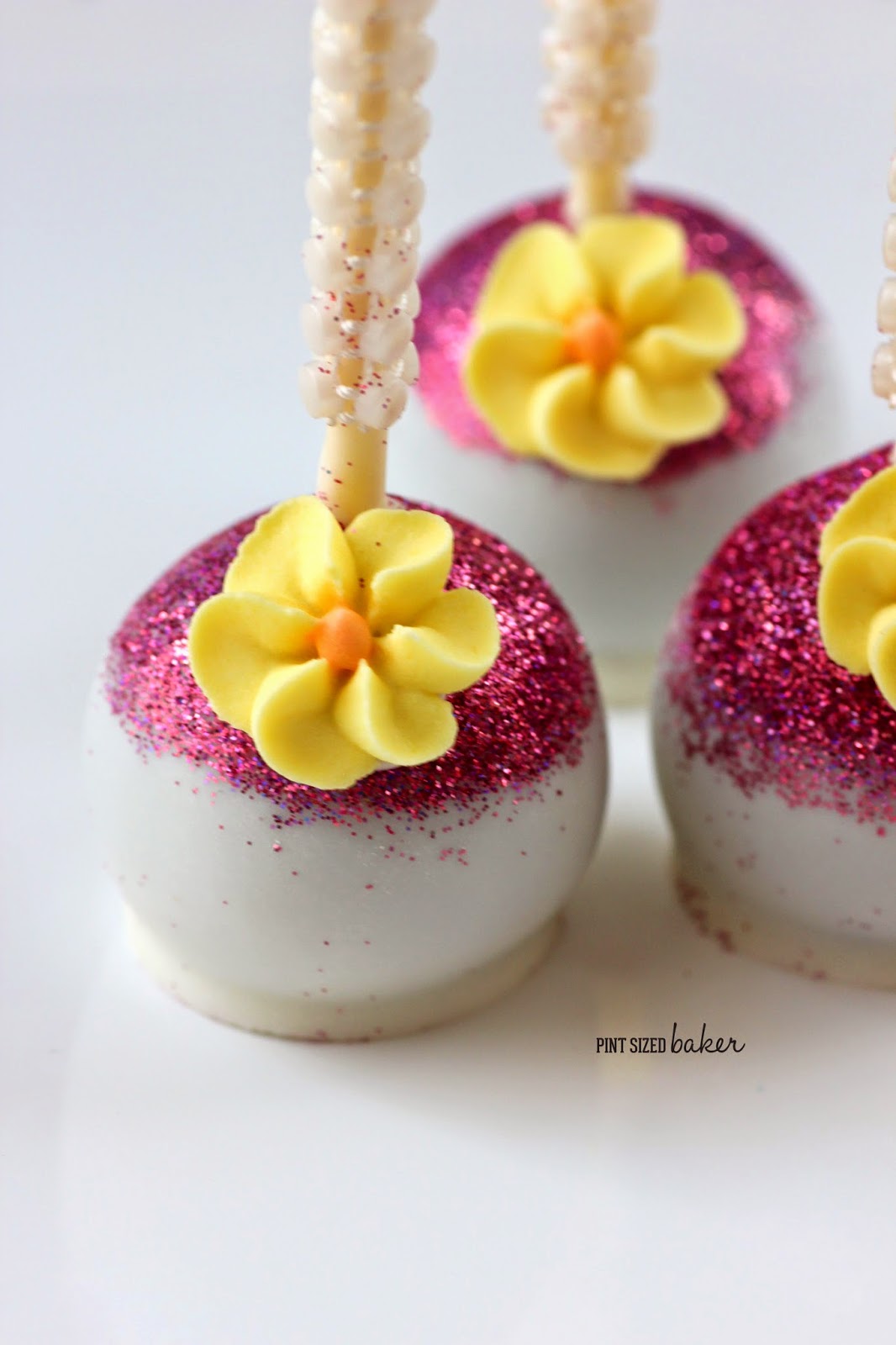 How to Make Glitter Topped Cake Pops Pint Sized Baker How to Make Glitter Topped Cake Pops Pint Sized Baker