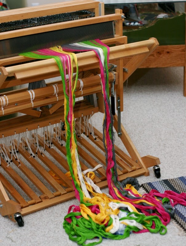 Weave Away All Wound Up