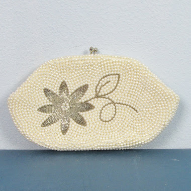 Vintage 1940's Faux Pearl Beaded Clutch