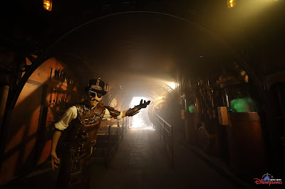 Professor J T Wu, The Nightmare Experiment, Hong Kong Disneyland, 2016 Halloween, 香港迪士尼樂園, Halloween Time, 反轉迪士尼, 詭夢實驗室, 大街詭異酒店, Main Street Haunted Hotel