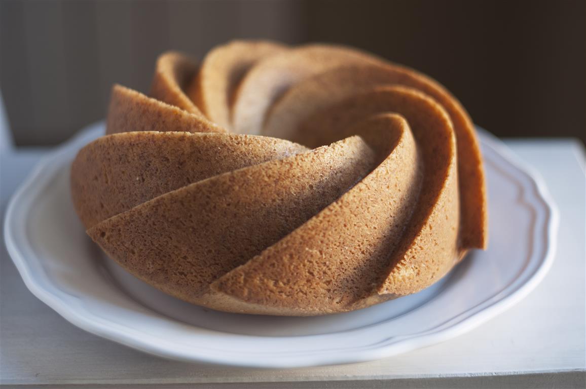 Whipped cream bundt cake What Eva Bakes