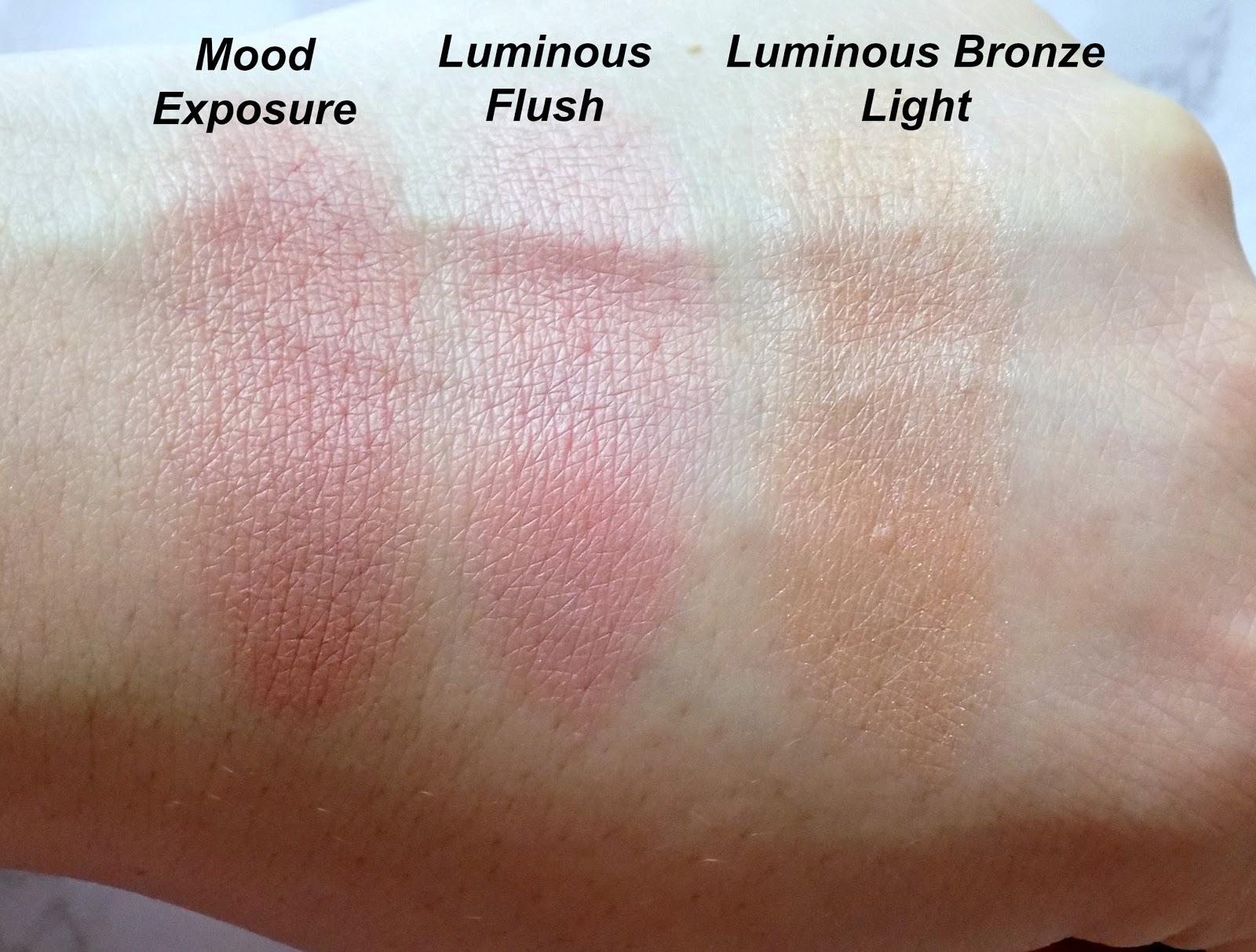 Hourglass Ambient Lighting Edit palette swatches