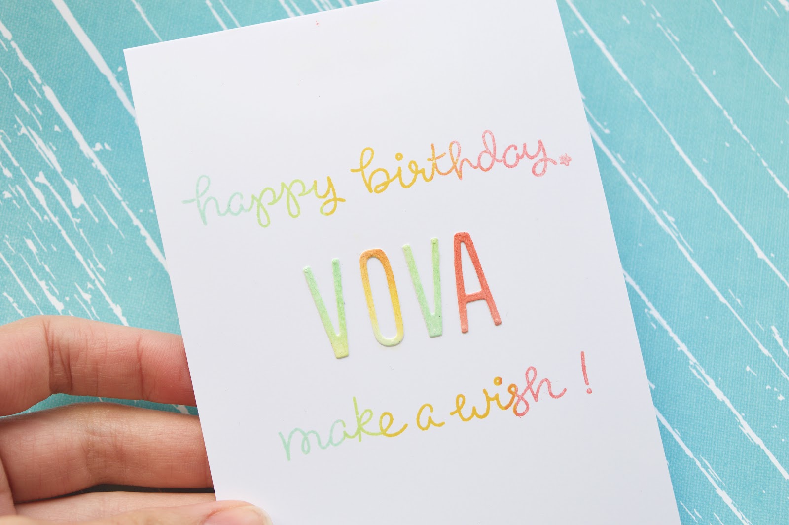 What s up pop. Фотообоев whats up. Текст песни hands up. Как настроить game center на айфоне. What s up pop.