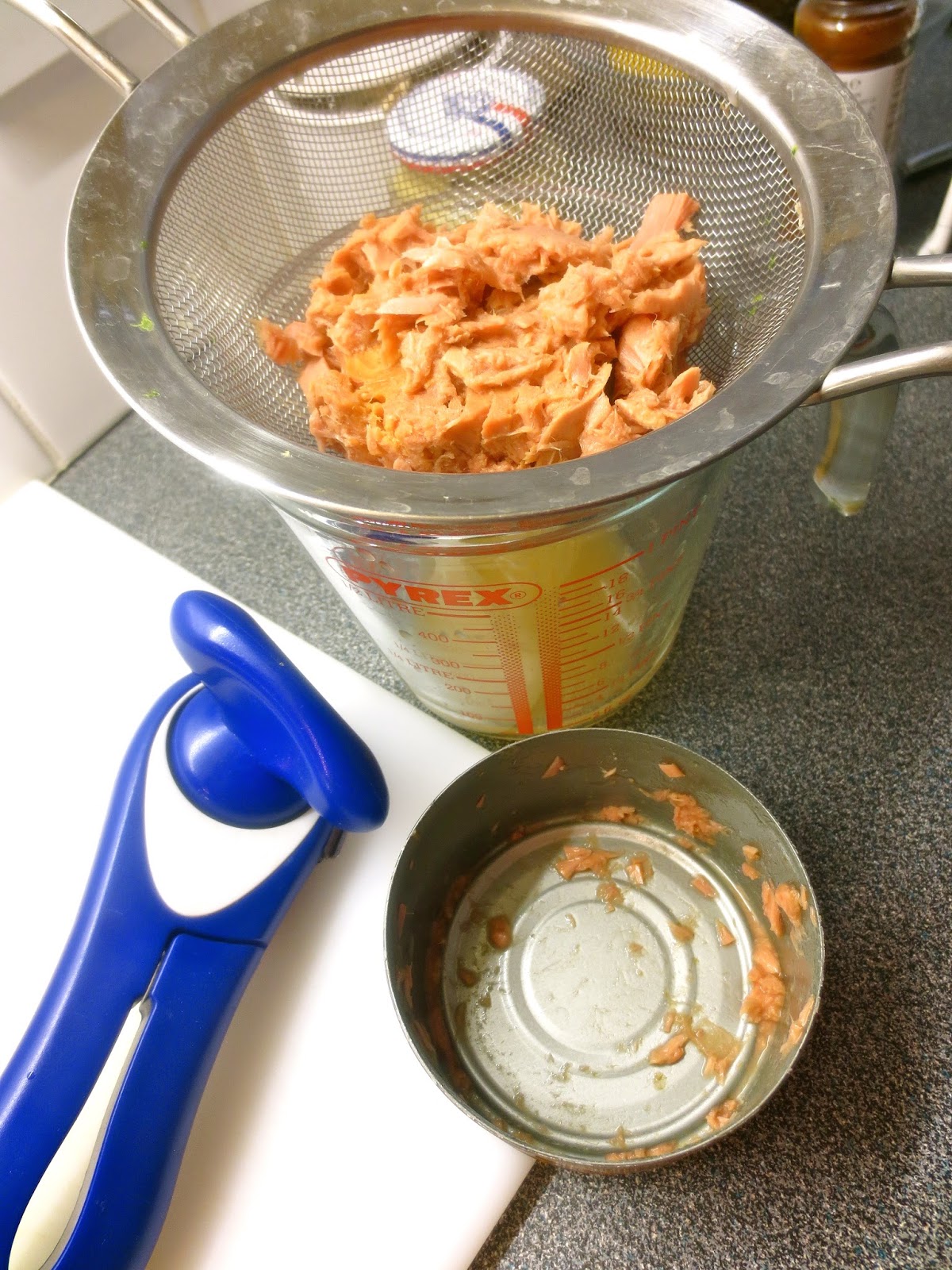 The Hussy London Housewife Protein fuelled, low fat lunch wrap with