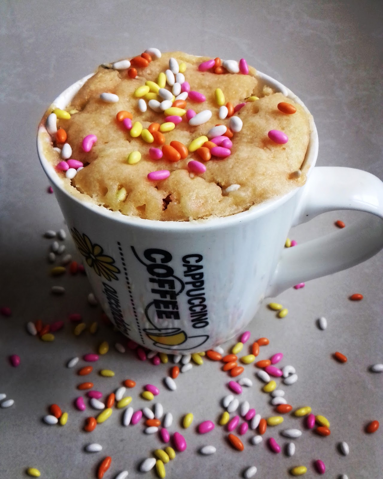 RAINBOW SPRINKLES MUG CAKE