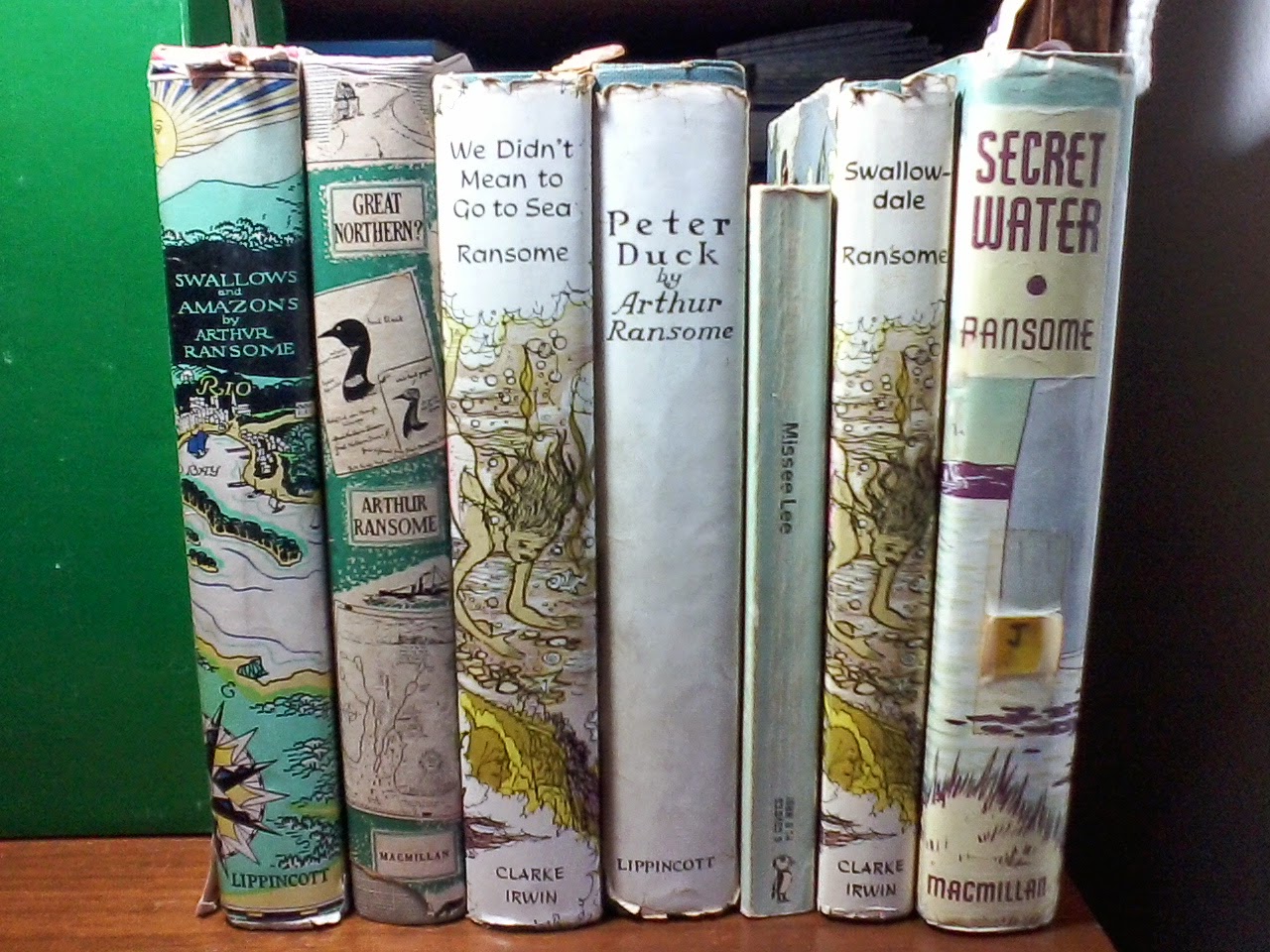spice drawer mouse: The Arthur Ransome Books I Have
