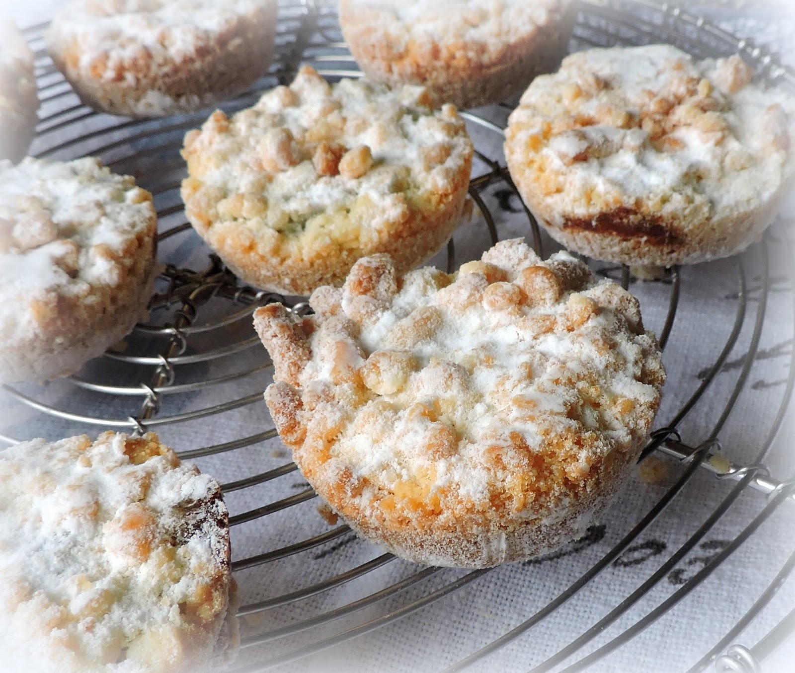 Crumble Topped Mince Pies The English Kitchen