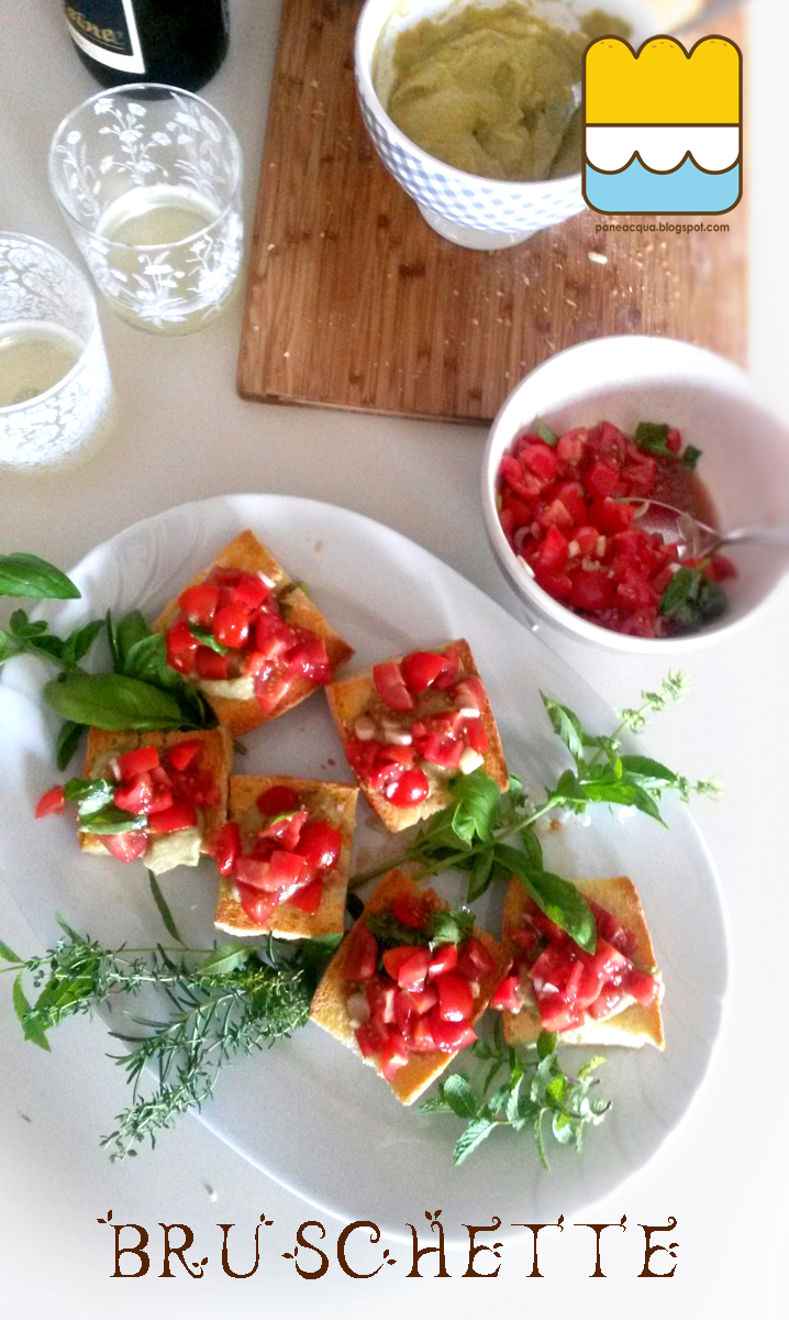 aperitivo sul balconcino, capitolo 3. bruschette con crema di melanzane e pachino, crema di acciughe e olive nere e cruditè.