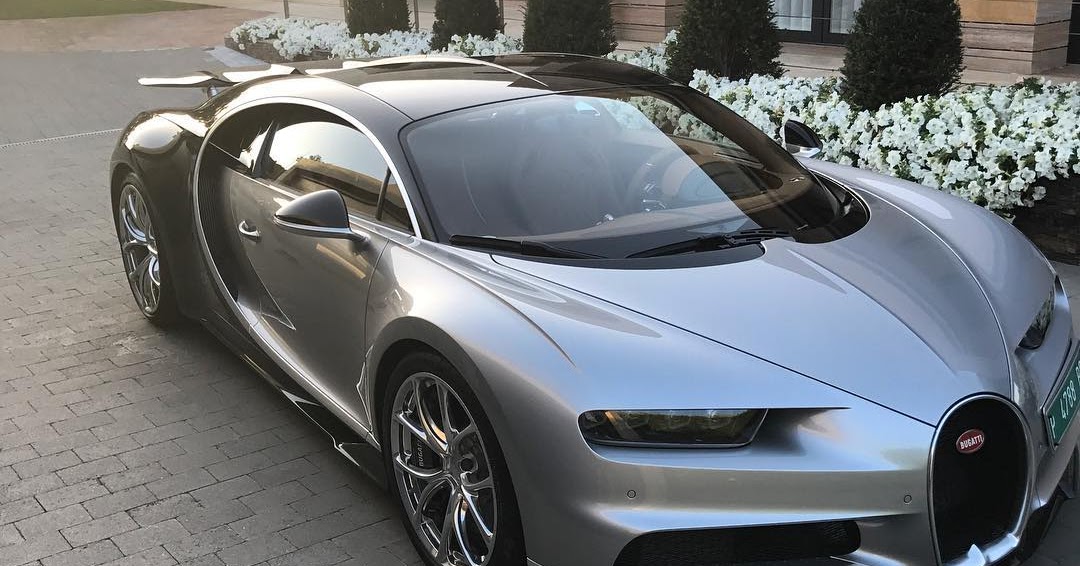 Bugatti Chiron за 1000000