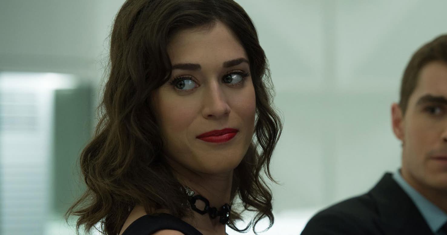 Rebel Rogue Gambit Lizzy Caplan Joins X Men Spinoff S Cast In
