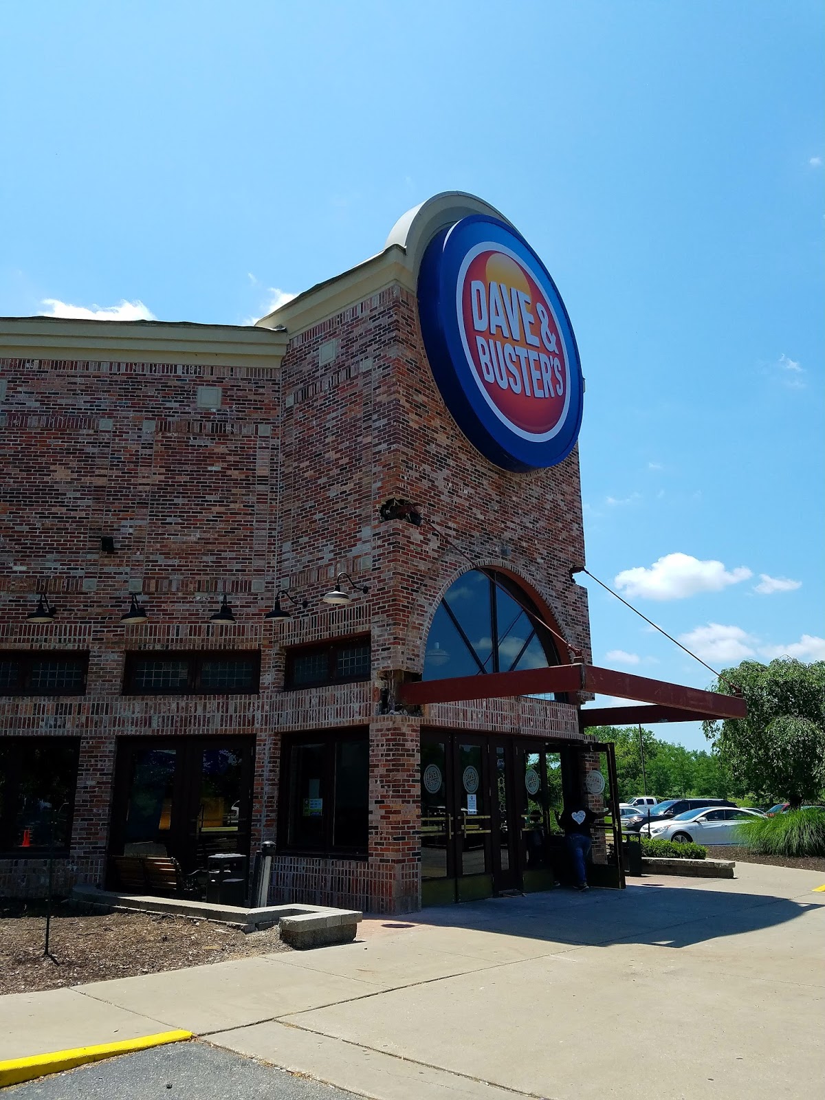 Play St. Louis: Dave & Buster's, Maryland Heights