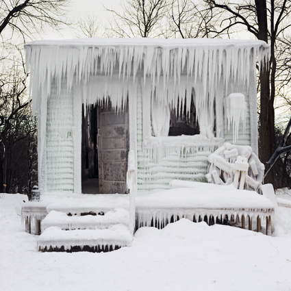 casa congelada por glaciacion