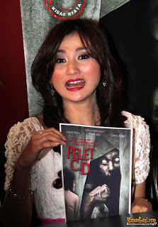 Wui News: Foto Debby Ayu, Indonesian Sexy Artis For All Bikini Beach