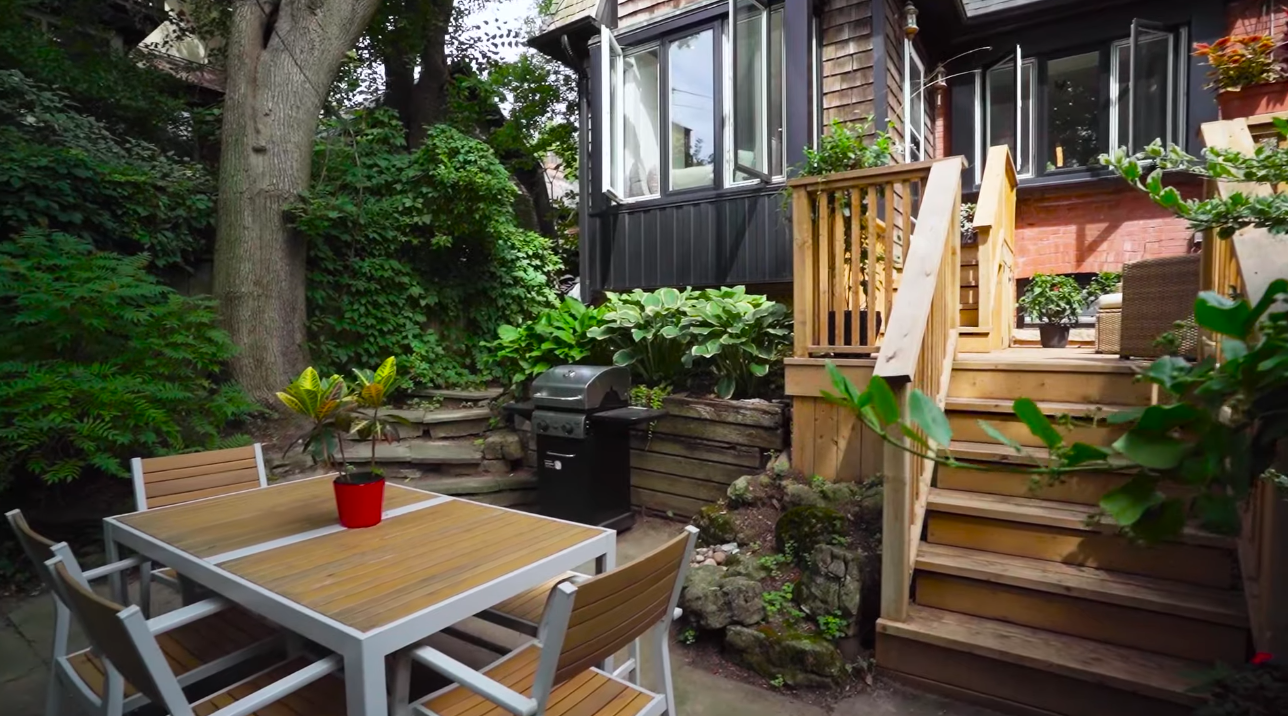 27 Photos vs. 15 Summerhill Gardens, Toronto, ON - Luxury Home & Interior Design Tour