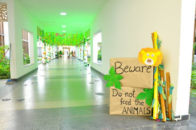 Do not feed the animals - In The Jungle theme at school event