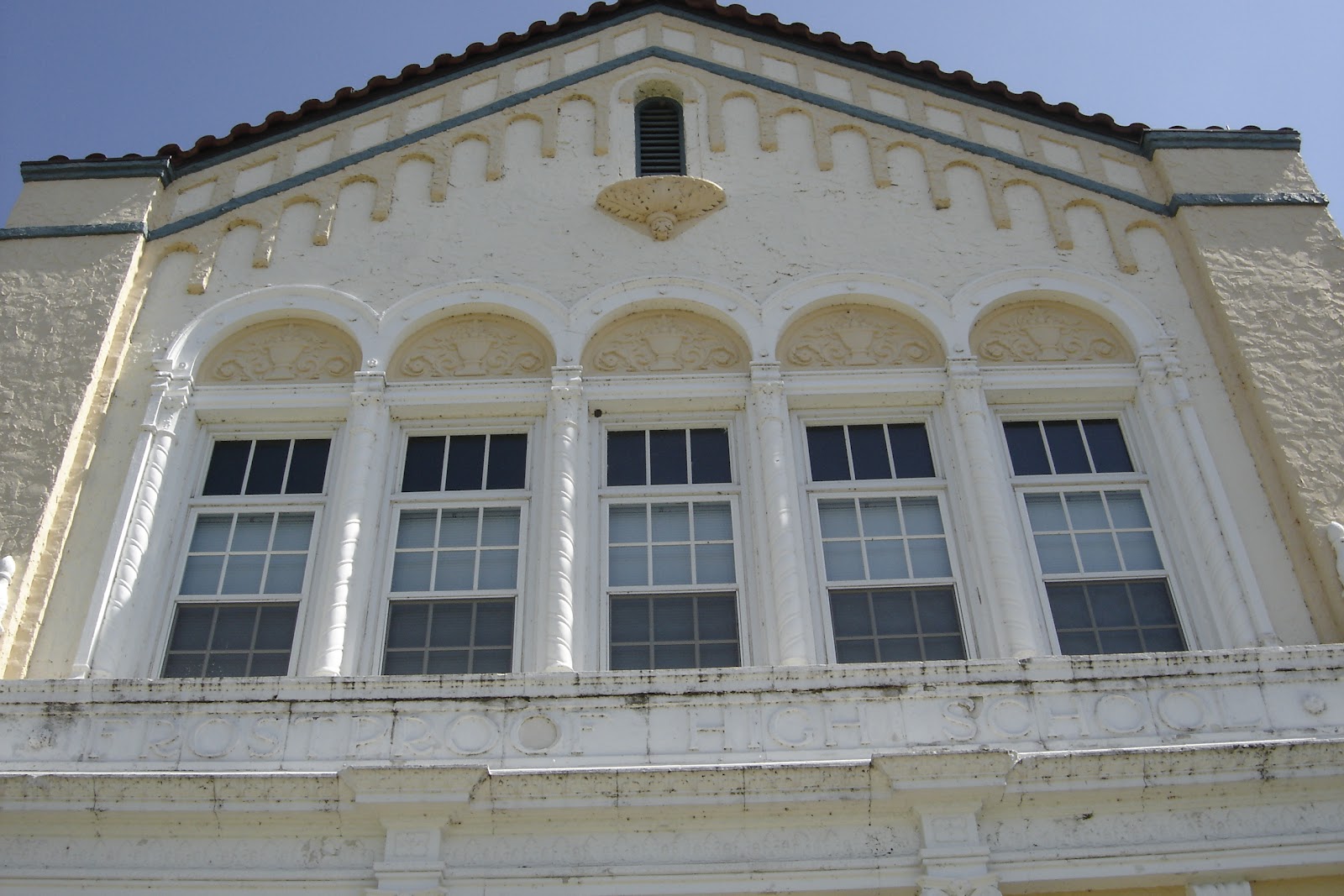 Places To Go, Buildings To See Frostproof High School / City Hall Frostproof Florida