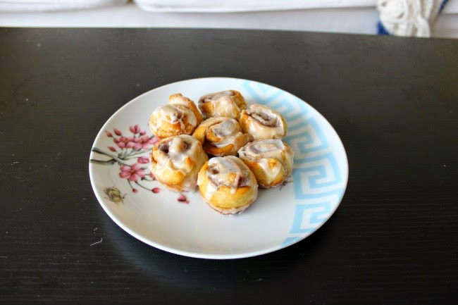 Mother's Day Recipe Round Up | Something Good, easy cinnamon rolls, mini cinnamon rolls, brunch, breakfast, easy dessert