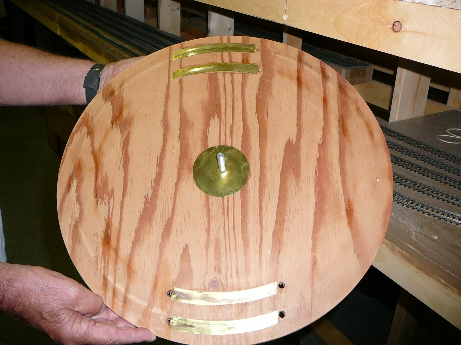 Woodstock Model Railroad: Manual Turntable