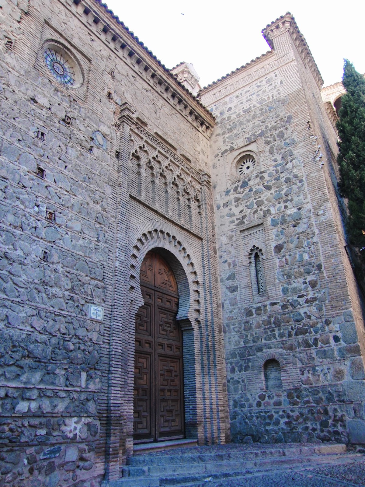 CUENTOS de MARIETA Iglesia Santiago del Arrabal (Toledo)