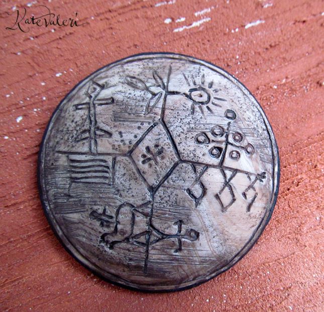 Combination Bail and Brooch Pin Polymer Clay Tutorial / The Beading Gem