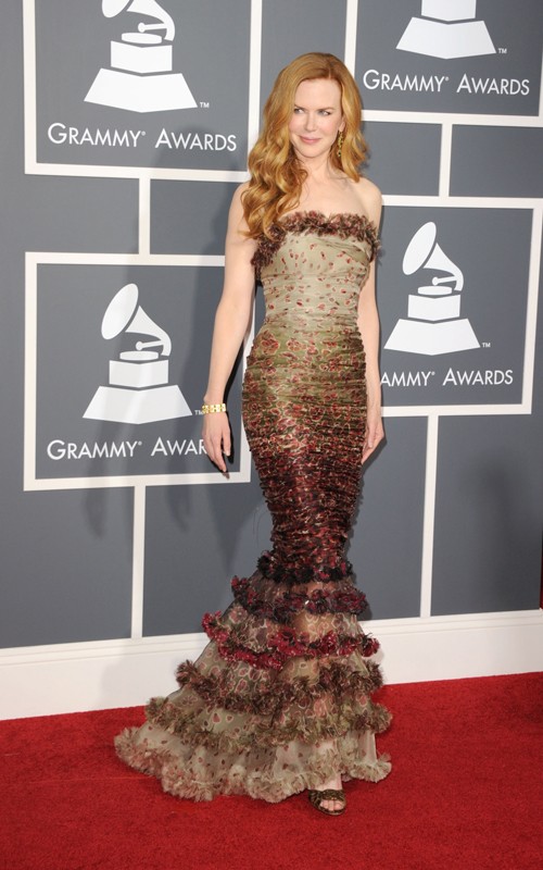 THE BEST AND WORST DRESSED CELEBRITIES AT 2011 GRAMMY AWARDS