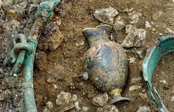 Βρέθηκαν εξαιρετικά ελληνικά αντικείμενα του 5ου αι. π.Χ. στην σημερινή Γαλλία