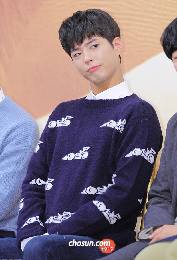 어제 박보검 꽃청춘 기자회견+시사회 | 인스티즈